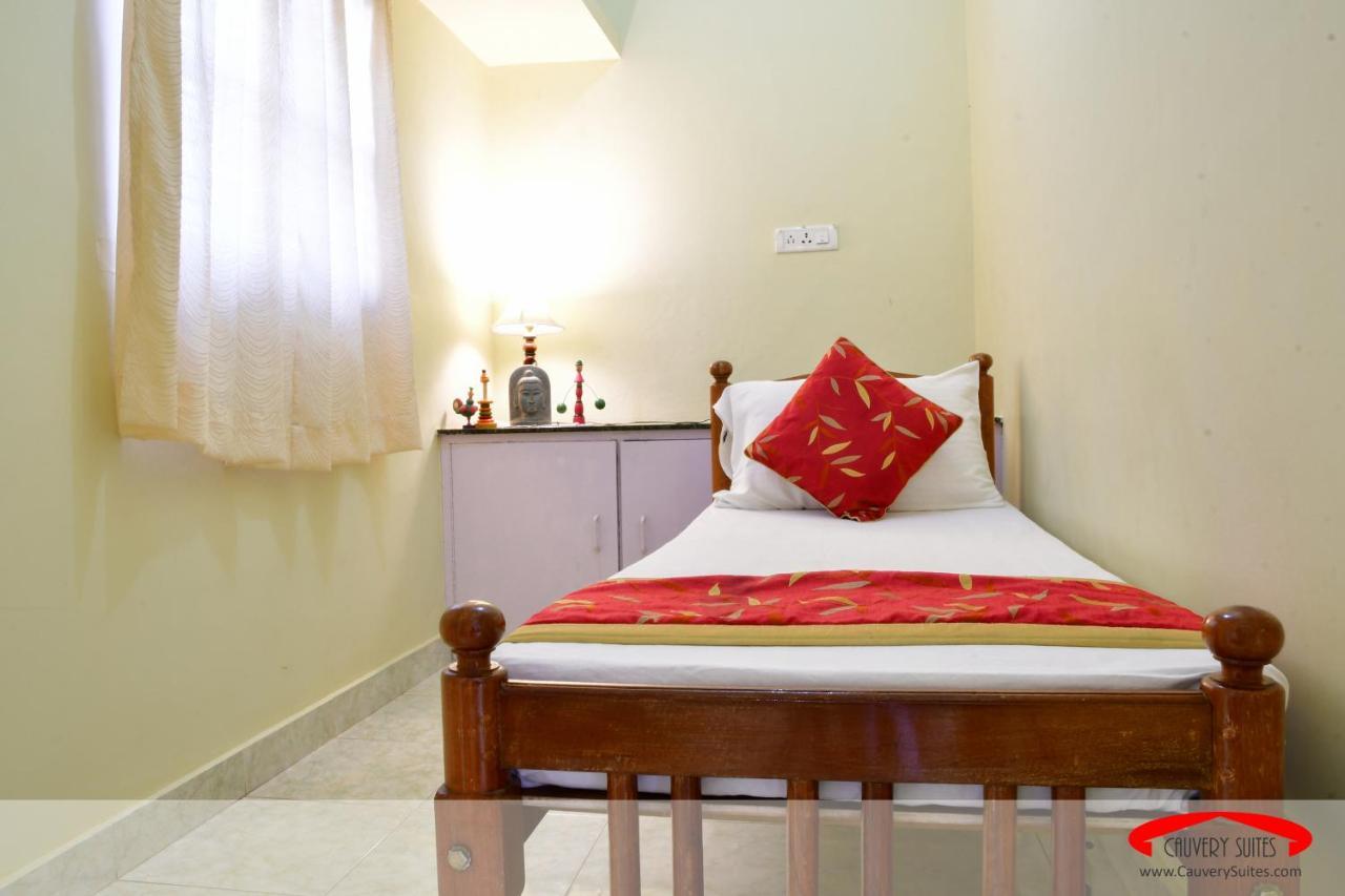 Cauvery Suites มาดิเครี ภายนอก รูปภาพ